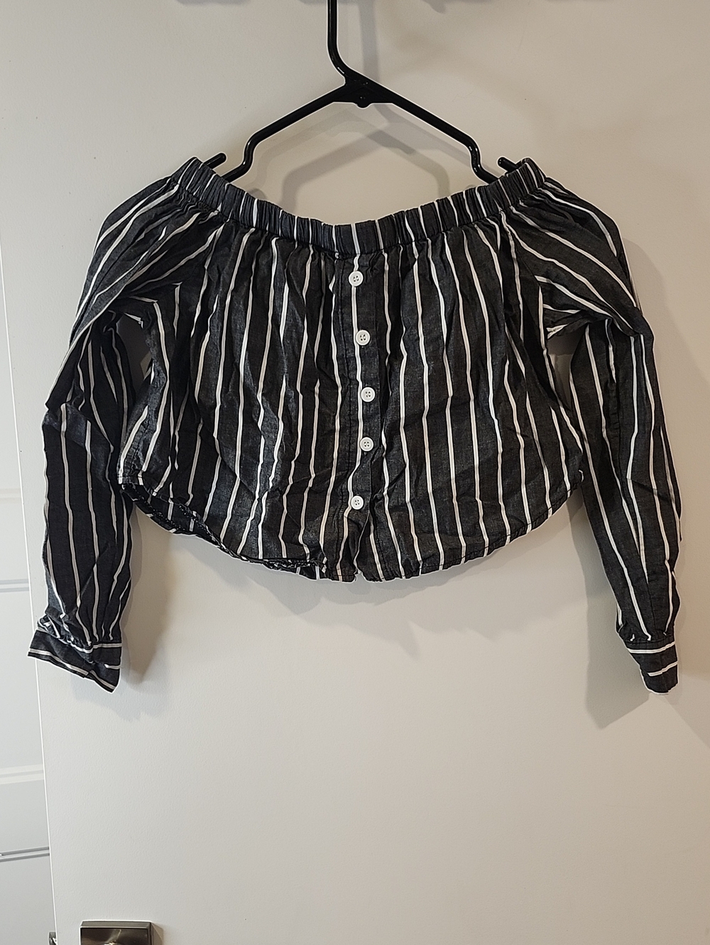 P2P 16" Striped Off-Shoulder Button-Front Women’s Top - Grey & White